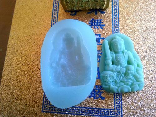 硅膠工藝品的魅力，時尚與實用的完美結(jié)合