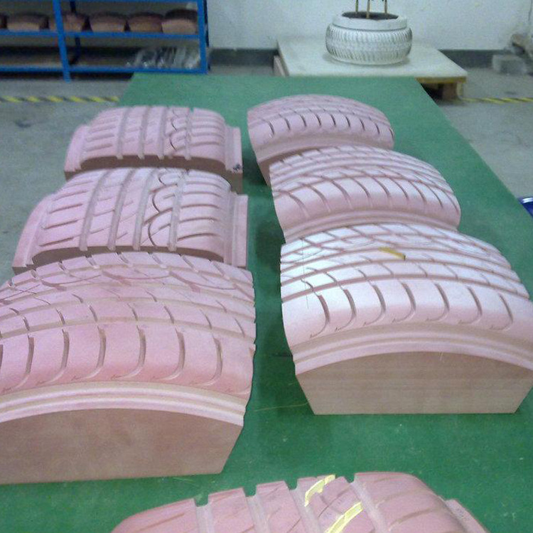 翻模輪胎模具硅膠用多少硬度的膠 ？